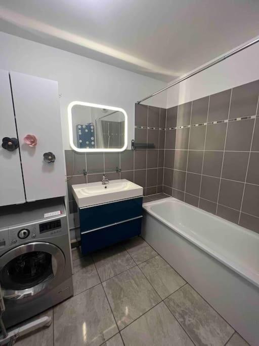 Appartement Adorable Et Jardin Villiers-sur-Marne Esterno foto